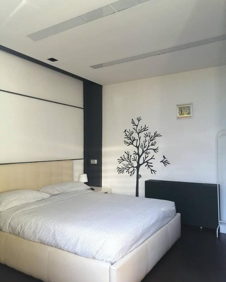 Le Vele Affittacamere Desenzano del Garda Esterno foto